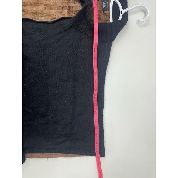 Specialty House Womens Sweater Cape One Size Black Brown Single Button Fringe - Picture 7 of 10